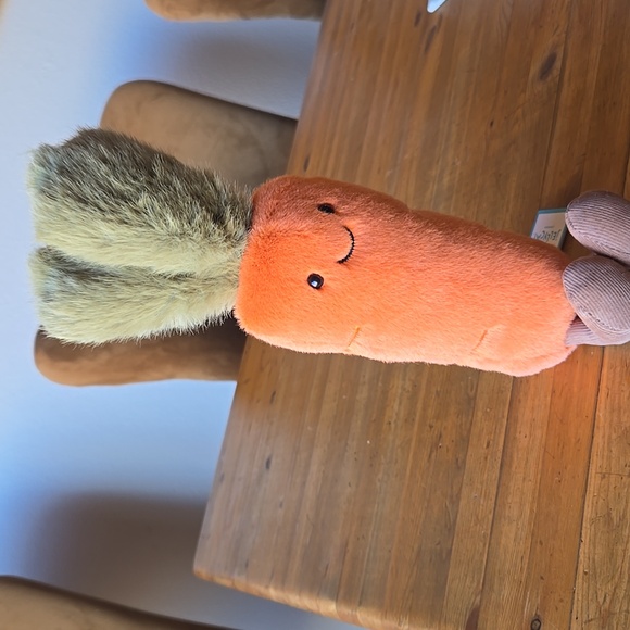 Jellycat Amuseables Carrot 11x2.4ix2.4" Soft & Plush BNWT Authentic - Picture 7 of 10